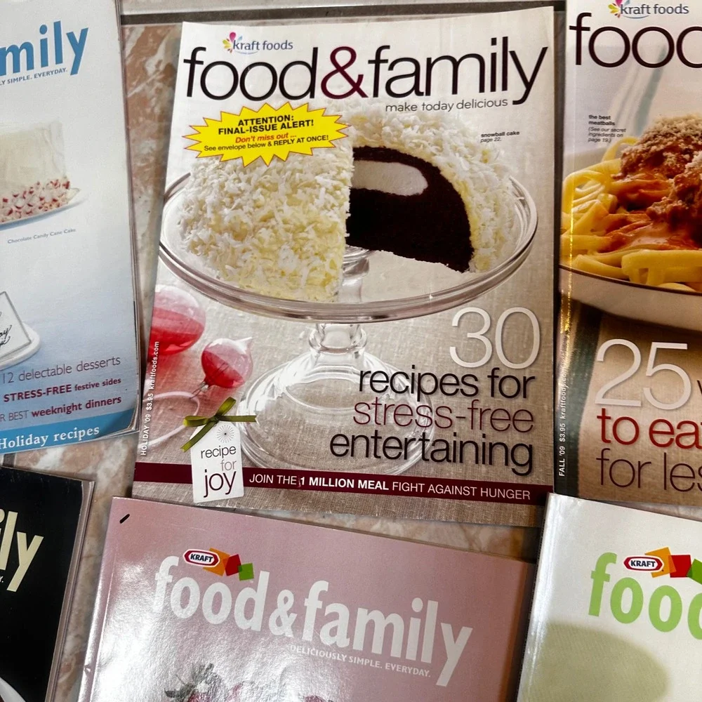 17 Vintage Kraft Food & Family Magazine Lot Holiday Recipes Desserts 2002-2009